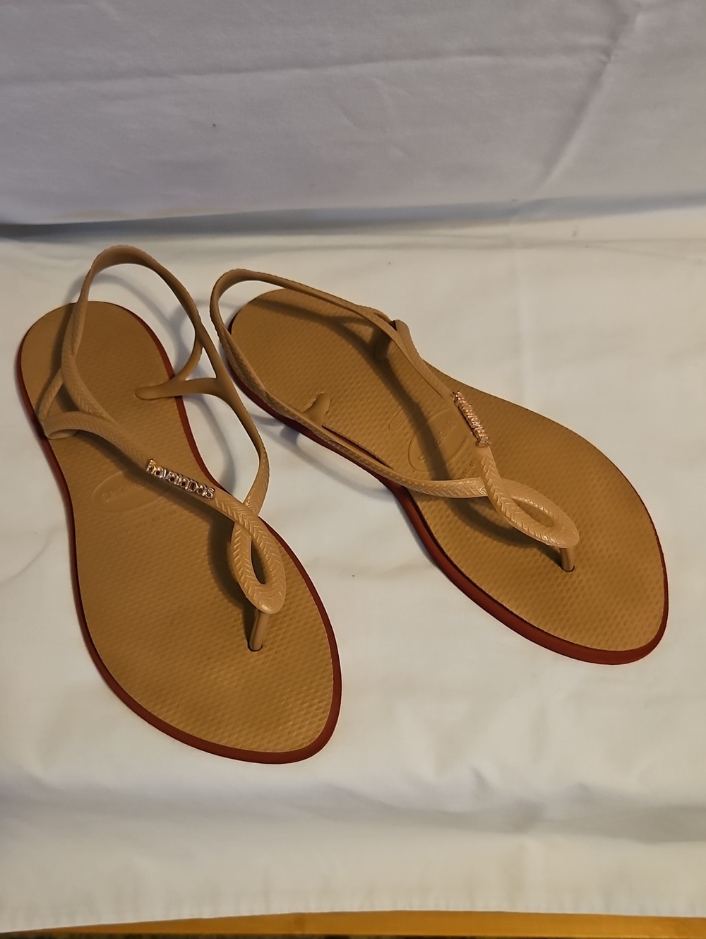 Havaianas - Brazilian Women's Camel Tan Loop-Strap Sandals with Burgundy Edge